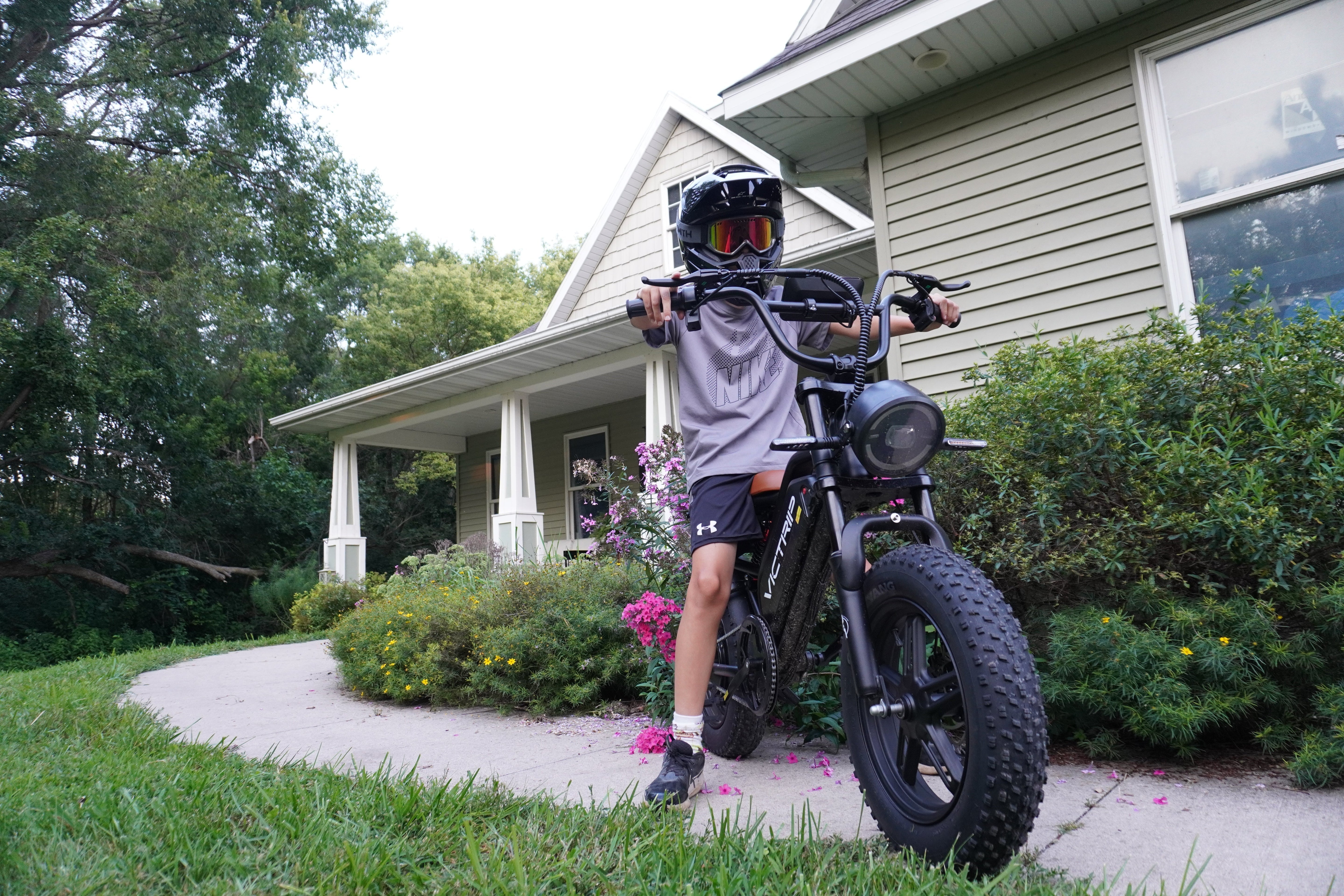 Electric Bikes For 11 Year Olds | VICTRIP