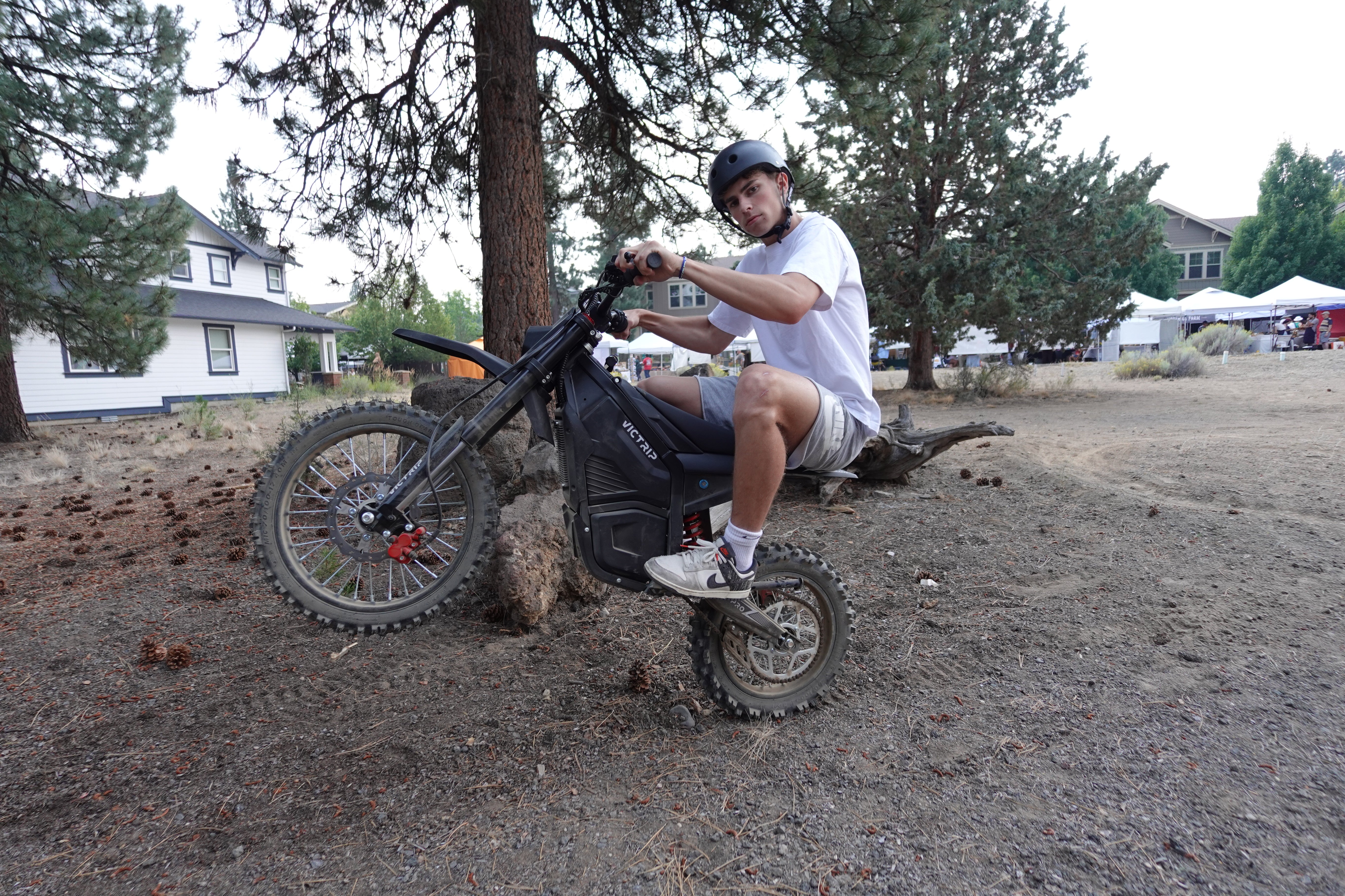 VICTRIP®R7 Pro 6000W Off Road Electric Dirt Bike